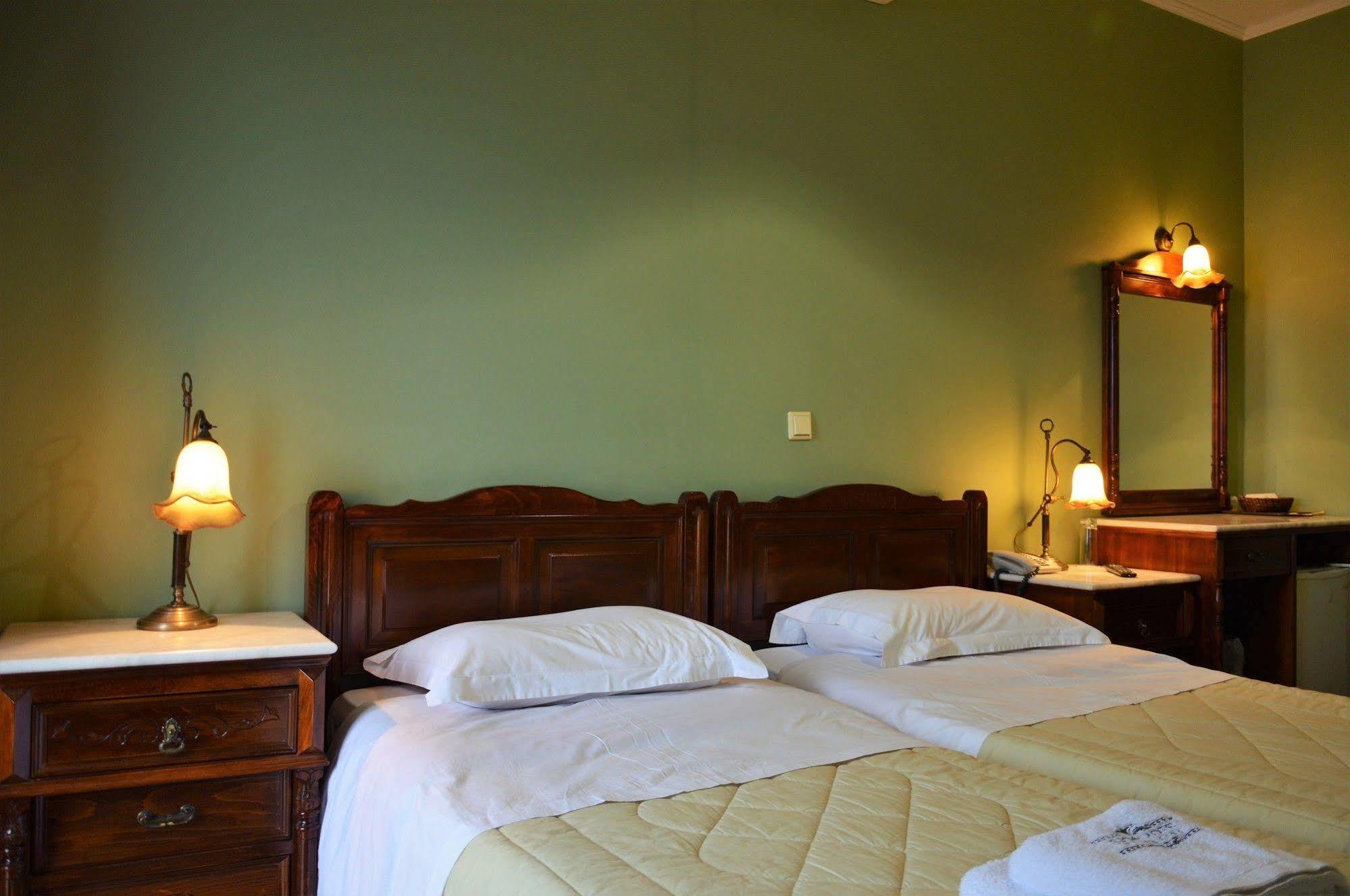 Ilion Hotel Nafpaktos Exterior photo