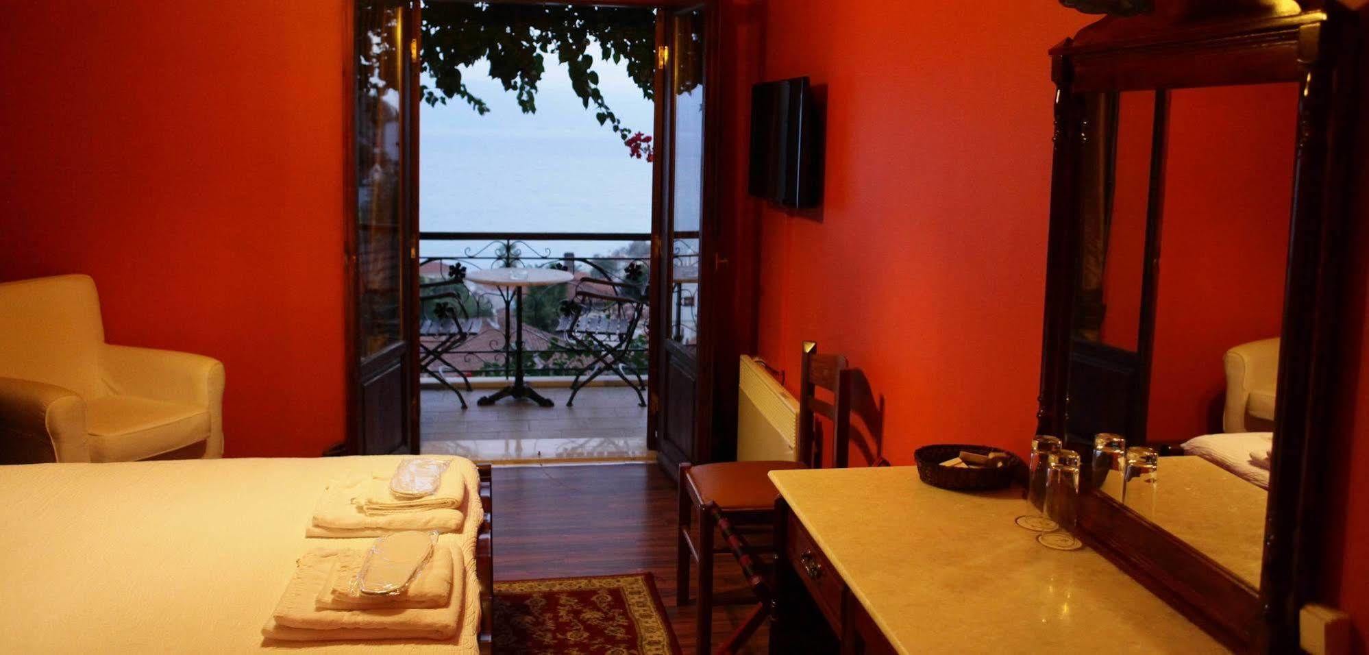 Ilion Hotel Nafpaktos Exterior photo