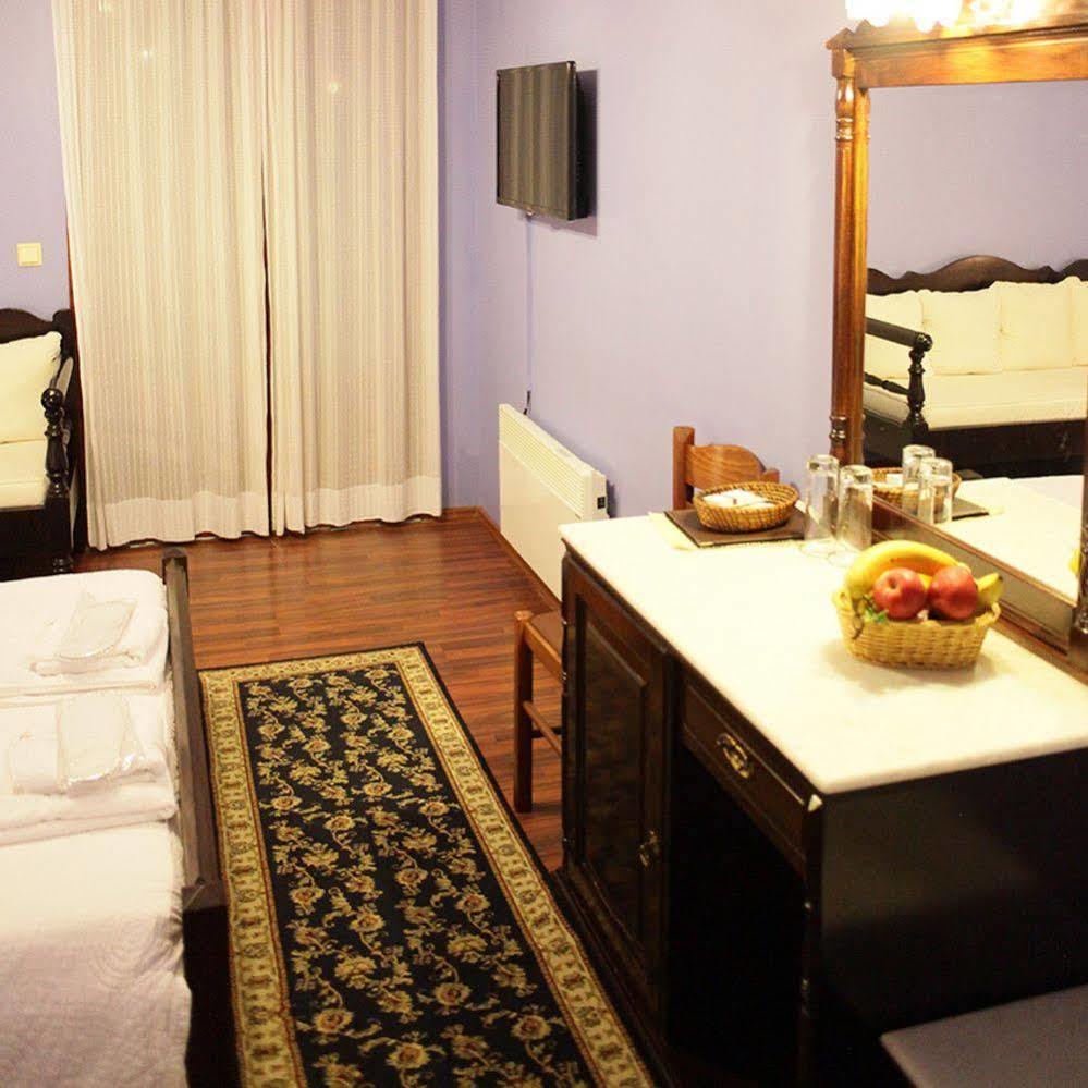 Ilion Hotel Nafpaktos Exterior photo